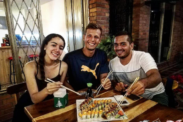 Koi Sushi y Teppanyaki 1